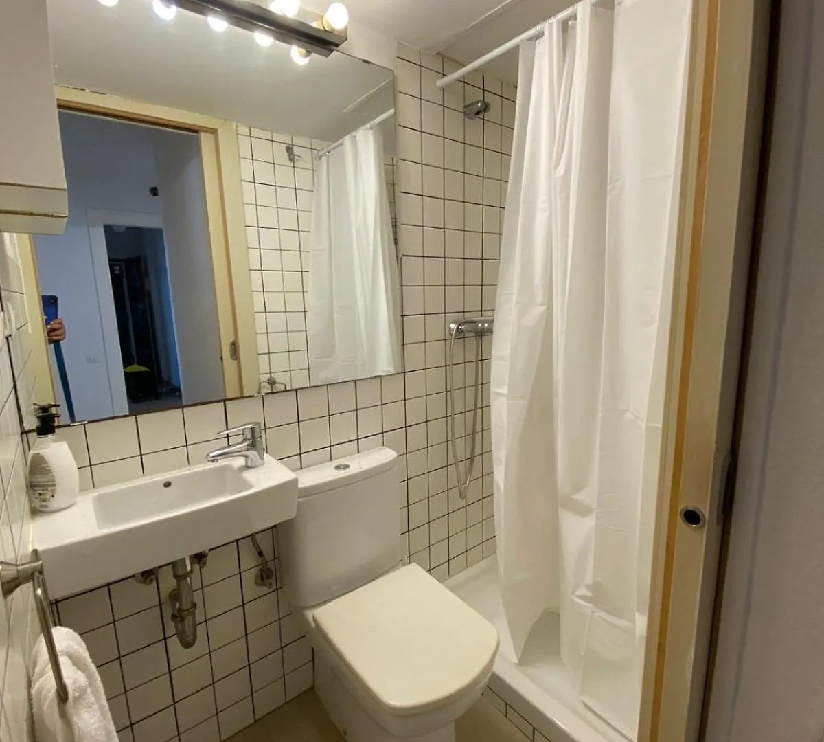 Mediterranean Escape Barcelona Apartament